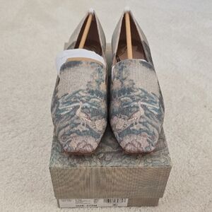 ANTONIO MELANI Tapestry Flats in Cream and Brown